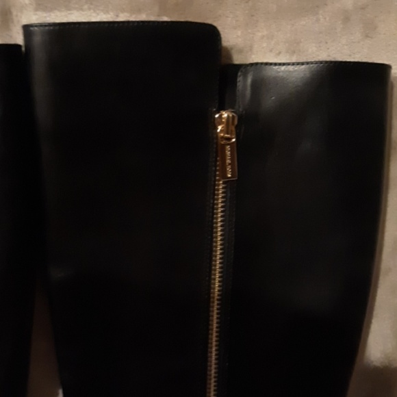 Michael Kors leather boot - Picture 4 of 5